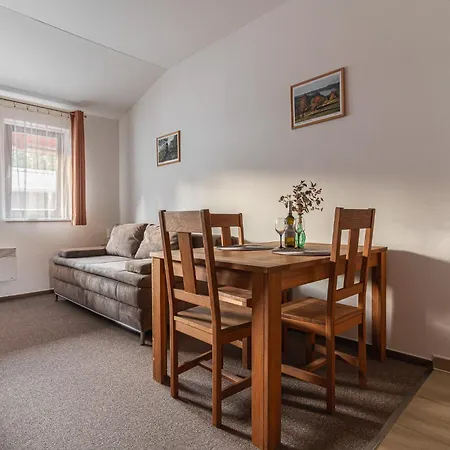 Apartman A5 Pro 3 Osoby - - Celorocne